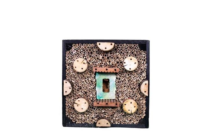 Insectenhotel de Nachtvlieg Boomstijl, Tuin en Terras, Tuinwanddecoratie, Nieuw, Ophalen of Verzenden