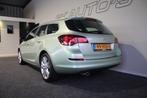 Opel ASTRA 1.4 TURBO COSMO LEDER CRUISE STOELV USB PDC NAVI, Auto's, Voorwielaandrijving, 65 €/maand, USB, 4 cilinders