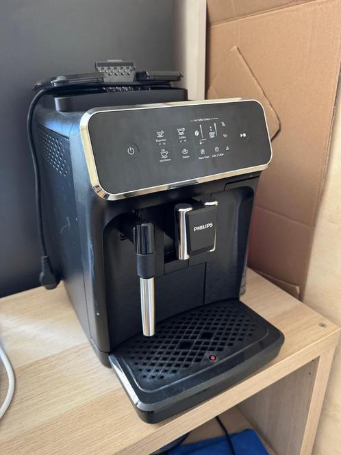 EP2220/10 (EP2200 Serie), Witgoed en Apparatuur, Koffiezetapparaten, Gebruikt, Gemalen koffie, Koffiebonen, Koffiemachine, 1 kopje