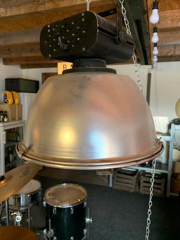 Lampen beschikbaar voor biedingen