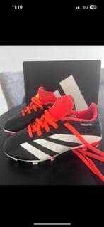 Adidas predator voetbalschoenen, Sport en Fitness, Voetbal, Maat XS of kleiner, Ophalen, Zo goed als nieuw, Schoenen