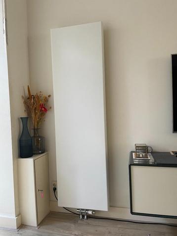 Verticale radiator 500x1800 (2244 watt) beschikbaar voor biedingen