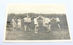 RIJEN Kinderkamp meisjesgroep dansen met viool en harmonica., Verzamelen, Ansichtkaarten | Nederland, Ophalen of Verzenden, 1920 tot 1940
