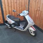 Peugeot viva city rc line bj 2011  eerste eigenaar, Fietsen en Brommers, Snorfietsen en Snorscooters, Ophalen, Zo goed als nieuw