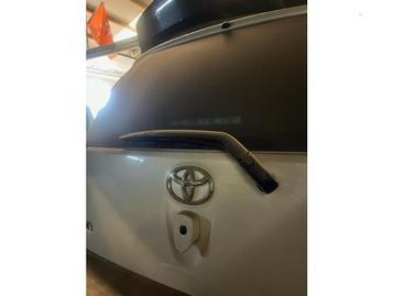 Achterklep van een Toyota IQ (ONB) beschikbaar voor biedingen