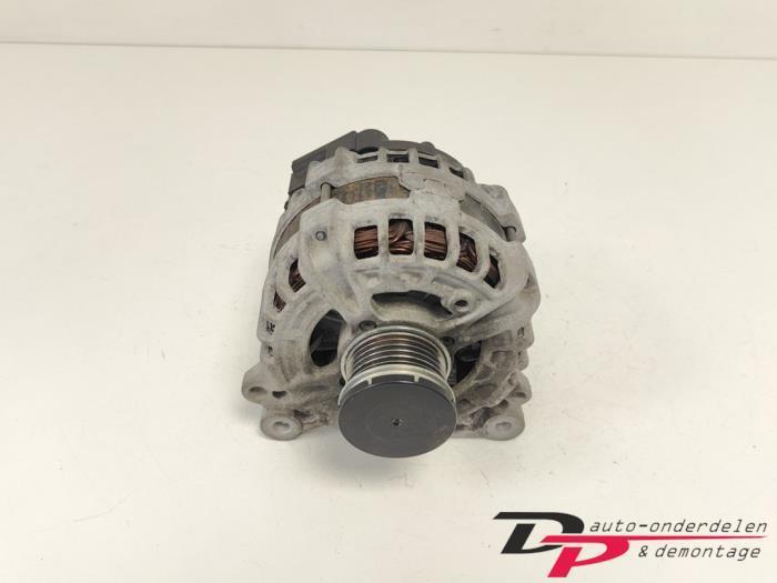 Dynamo van een Volkswagen Polo, Auto-onderdelen, Motor en Toebehoren, Volkswagen, Gebruikt, 3 maanden garantie, Ophalen of Verzenden