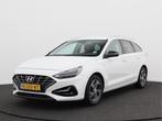Hyundai i30 Wagon 1.5 T-GDi MHEV Premium/ lage km/ zeer mooi, 65 €/maand, 4 cilinders, Wit, Handgeschakeld