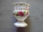 Royal Albert NOVEMBER Flowers of the Month Eierdop, Huis en Inrichting, Keuken | Servies, Ophalen of Verzenden, Zo goed als nieuw