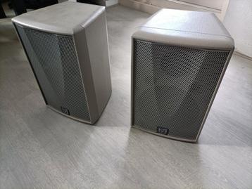 Martin Audio AQ6 2 stuks beschikbaar voor biedingen