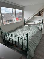 Tweepersoonsbed spijlen met matrassen en bodem, Huis en Inrichting, Slaapkamer | Bedden, Ophalen, Tweepersoons, Zo goed als nieuw