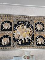 Een schilderij op doek met olifanten erop, Antiek en Kunst, Antiek | Wandborden en Tegels, Ophalen of Verzenden