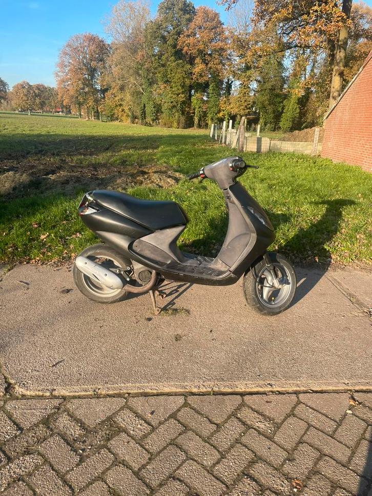 Viva city 2t, Fietsen en Brommers, Scooters | Peugeot, Zo goed als nieuw, Vivacity, Tweetakt, Ophalen of Verzenden