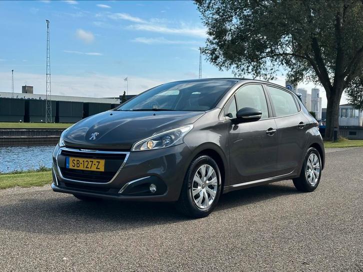 Peugeot 208 1.2 VTI | 5 DRS | Carplay | Cruise | 74.000 KM!, Auto's, Peugeot, Bedrijf, ABS, Airbags, Airconditioning, Alarm, Android Auto