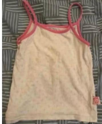 Hemdje wit met roze in maat 98 beschikbaar voor biedingen