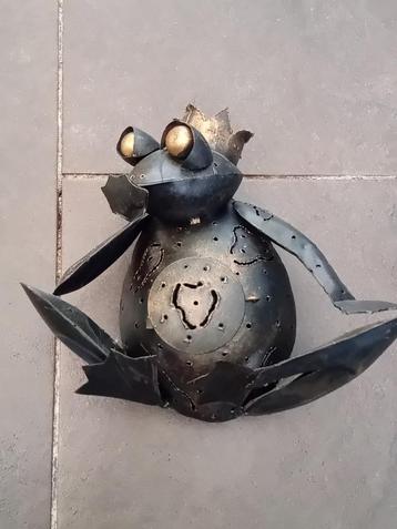 LEUKE METALEN KIKKER beschikbaar voor biedingen