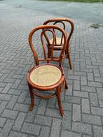 Twee Thonet Stijl Stoelen met Rotan Zitting, Huis en Inrichting, Gebruikt, Twee, Bruin, Ophalen of Verzenden