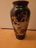 Zwarte vaas met kraanvogels, Antiek en Kunst, Ophalen of Verzenden