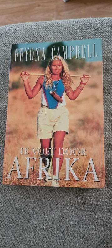 	 Boek Te voet door Afrika. Ffyona Campbell beschikbaar voor biedingen