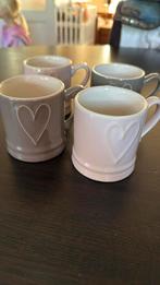 4 mokken Bastion Collections, Huis en Inrichting, Keuken | Servies, Ophalen of Verzenden, Zo goed als nieuw, Overige stijlen, Kop(pen) en/of Schotel(s)