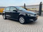 Volkswagen polo 1.4 86PK Comfortline / APK & Service Nieuw., Voorwielaandrijving, Euro 5, 4 cilinders, Zwart