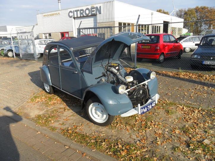 Citroën 1960 Blauw  ribbelkap eend  en diverse andere, Auto's, Citroën, Particulier, Benzine, Hatchback, Geïmporteerd, Blauw, Ophalen