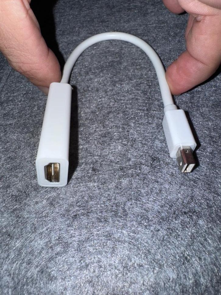 Thunderbolt to HDMI kabel (zgan, wel getest), Computers en Software, Pc- en Netwerkkabels, Zo goed als nieuw, Ophalen of Verzenden