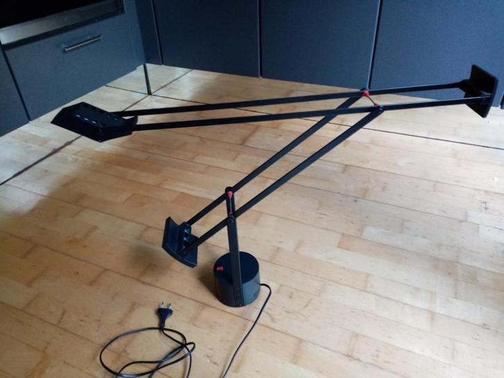 Tizio 35 T Tafellamp Zwart - Artemide, Huis en Inrichting, Lampen | Tafellampen, Gebruikt, Minder dan 50 cm, Glas, Kunststof, Metaal