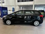 Kia Carens 1.6 GDi ComfortLine 7 PERSOONS | TREKHAAK | NAVI, Auto's, Voorwielaandrijving, 12 maanden, 4 cilinders, Zwart