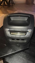 Originele frame en mp3/radio voor peugeot 107, c1 en Aygo, Auto diversen, Ophalen, Zo goed als nieuw