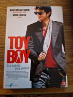Toy boy, Alle leeftijden, Ophalen of Verzenden, Zo goed als nieuw, Romantische komedie