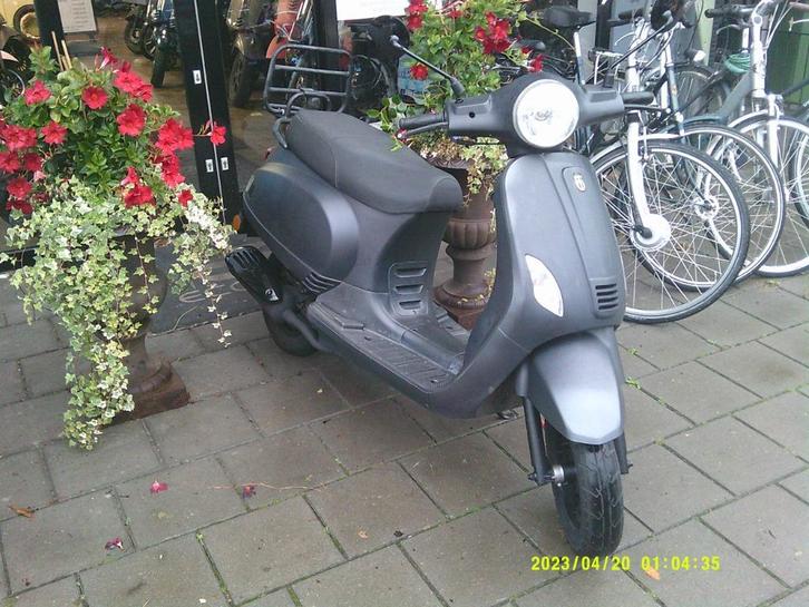 Btc riva 4t model agm vx50, Fietsen en Brommers, Scooters | Overige merken, Gebruikt, Maximaal 45 km/u, Benzine, Ophalen