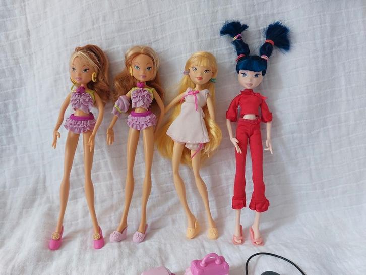 Winx slumber party barbie poppen, Kinderen en Baby's, Speelgoed | Poppen, Zo goed als nieuw, Barbie, Ophalen of Verzenden