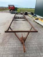 Gratis onderstel stacaravan 8 meter in Kraggenburg, Ophalen, Gebruikt