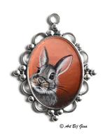 Leuk konijntje geschilderd op een sierlijke ketting hanger, Ophalen of Verzenden