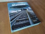 Stations - Chris van Uffelen, Ophalen of Verzenden, Gelezen, Architectuur algemeen