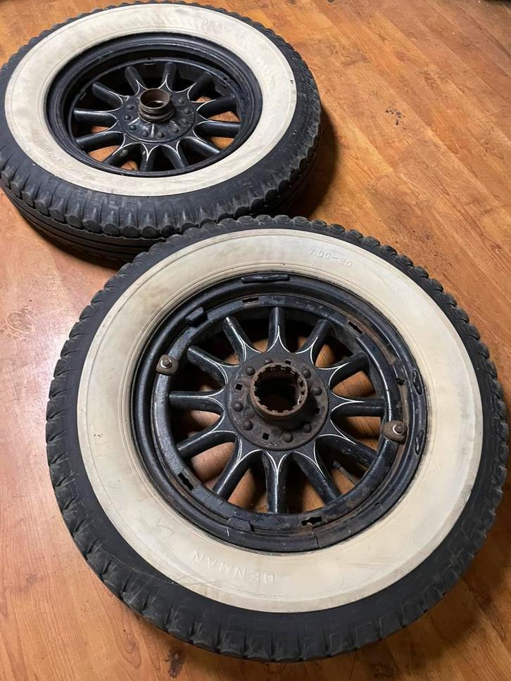 oldtimer wielen 4 stuks met houten spaken, Auto diversen, Overige Auto diversen, Ophalen