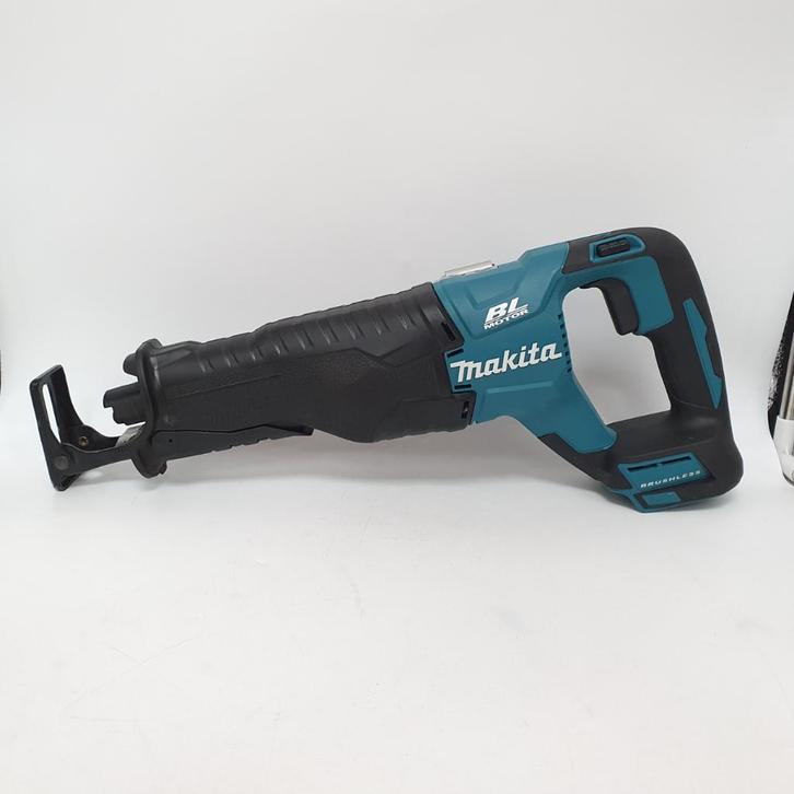 Makita DJR187 Accu Reciprozaag in Zeer Nette Staat, Doe-het-zelf en Verbouw, Gereedschap | Zaagmachines, Zo goed als nieuw, Reciprozaag