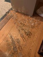 Partij champagne glazen en coupes (+/- 50 stuks), Verzamelen, Ophalen, Zo goed als nieuw, Overige typen
