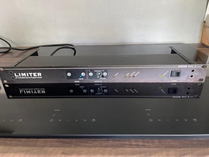 Dateq SLP2 Geluidsdruk Limiter, Audio, Tv en Foto, Professionele Audio-, Tv- en Video-apparatuur, Zo goed als nieuw, Audio, Ophalen of Verzenden