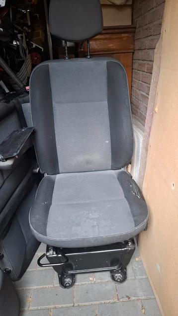 Bestuurdersstoel Renault Master  beschikbaar voor biedingen