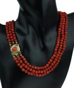 Bloedkoraal antieke ketting fraai 14k slot goud 3-strengs, Ophalen of Verzenden, Goud, Ketting, Met edelsteen