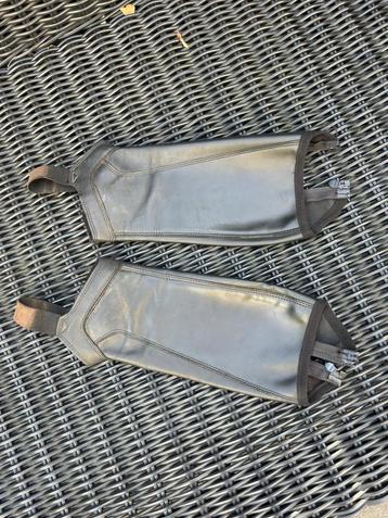 Chaps + Paardrijlaarsjes Maat 34 beschikbaar voor biedingen