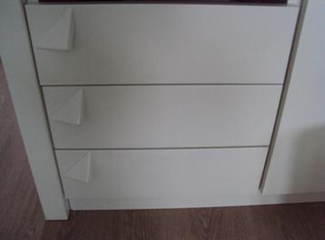 8 nwe massief houten design driehoek handgreepjes voor kast beschikbaar voor biedingen