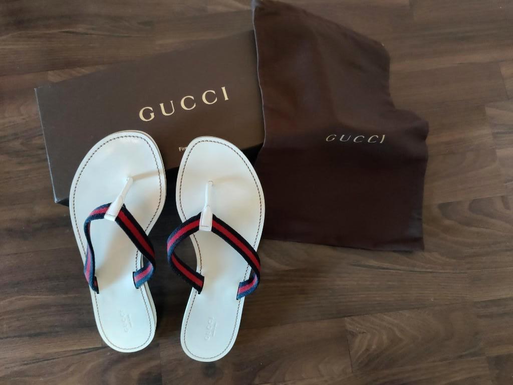 Gucci teenslippers wit maat 39,5 met originele doos    NIEUW, Slippers, Wit, Nieuw, Ophalen of Verzenden
