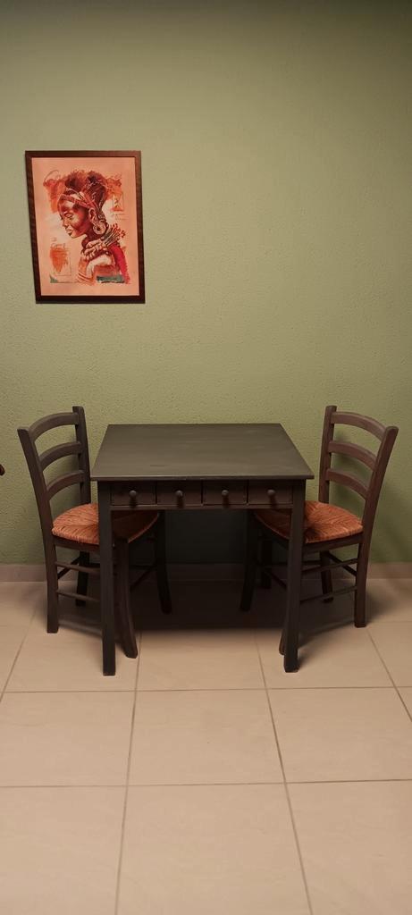 Studenten of senioren eettafel., Huis en Inrichting, Tafels | Eettafels, Gebruikt, 50 tot 100 cm, 50 tot 100 cm, tot twee personen