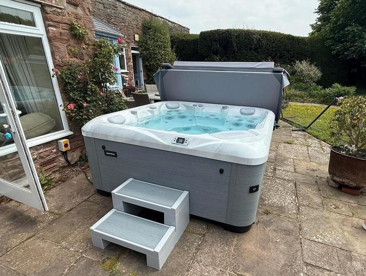 Aquasolus spa, Tuin en Terras, Bubbelbaden en Hottubs, Nieuw, Ophalen of Verzenden