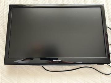 Samsung HD LED Flatscreen 47 cm met tv arm voor caravan beschikbaar voor biedingen