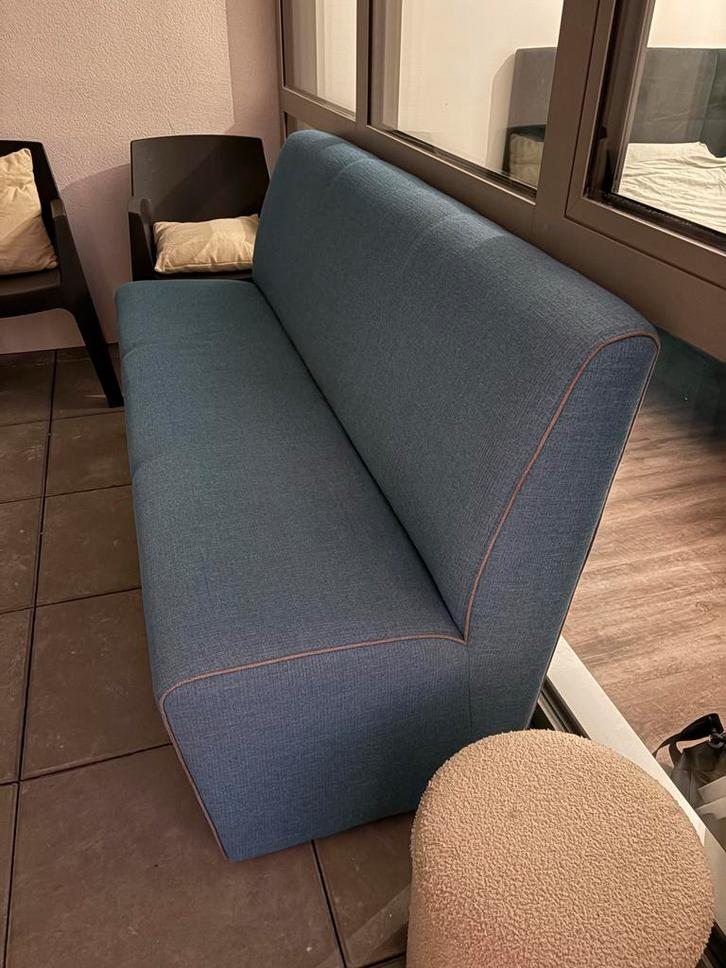 Verrijdbaar Bankje met Rugleuning blauw, Antiek en Kunst, Antiek | Meubels | Stoelen en Banken, Ophalen