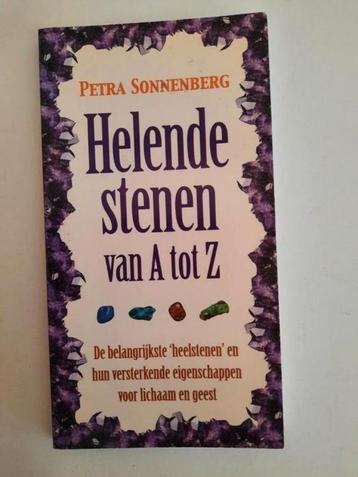 Helende stenen van A tot Z . Petra Sonnenberg beschikbaar voor biedingen