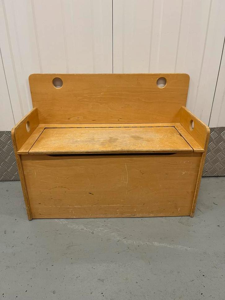 Vintage klepbankje speelgoedbankje opbergbank kubus Van Dijk, Kinderen en Baby's, Kinderkamer | Overige Meubels, Gebruikt, Overige typen